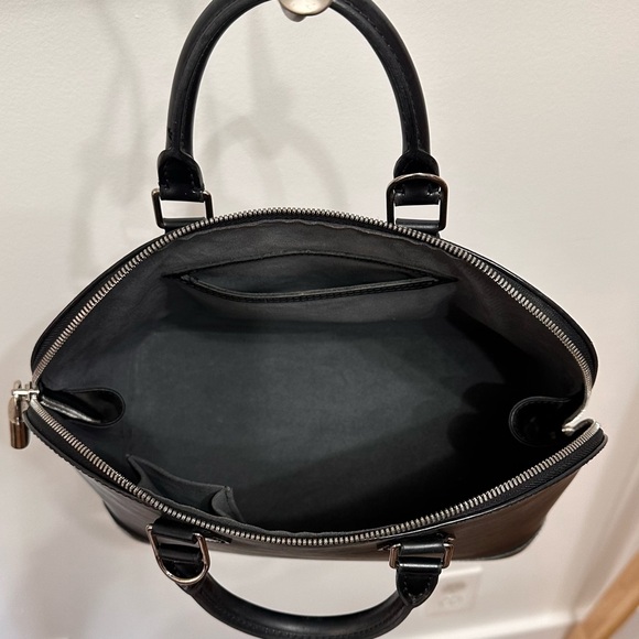 Authentic LOUIS VUITTON Epi Alma PM Leather Luxury Handle Black Bags Handbags - Picture 7 of 16